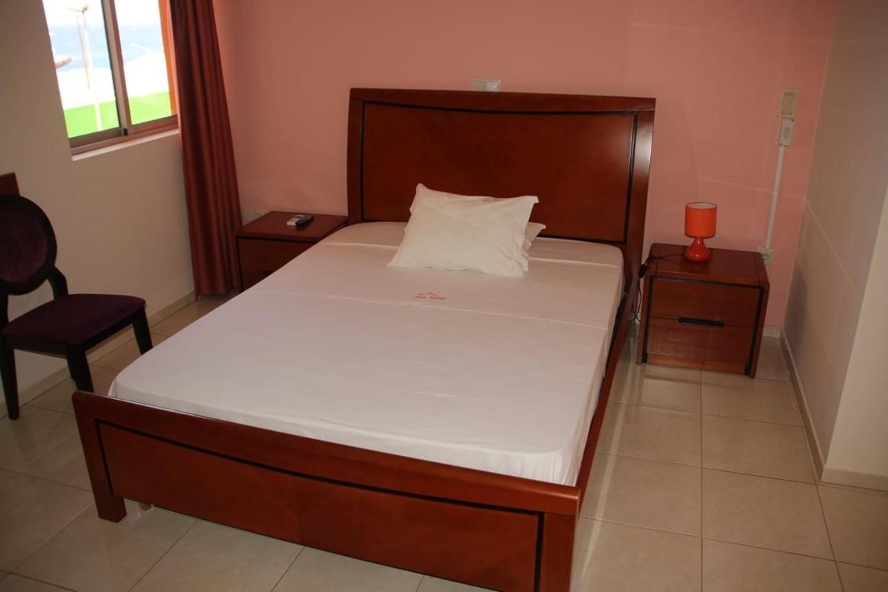 Restaurante Residencial Nova Cidade Porto Novo Exterior foto